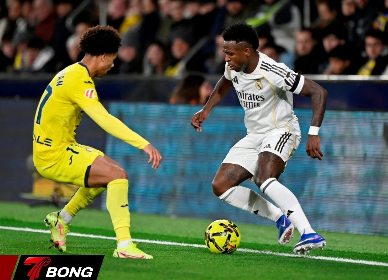 Thế trận hiệp một diễn ra đầy căng thẳng