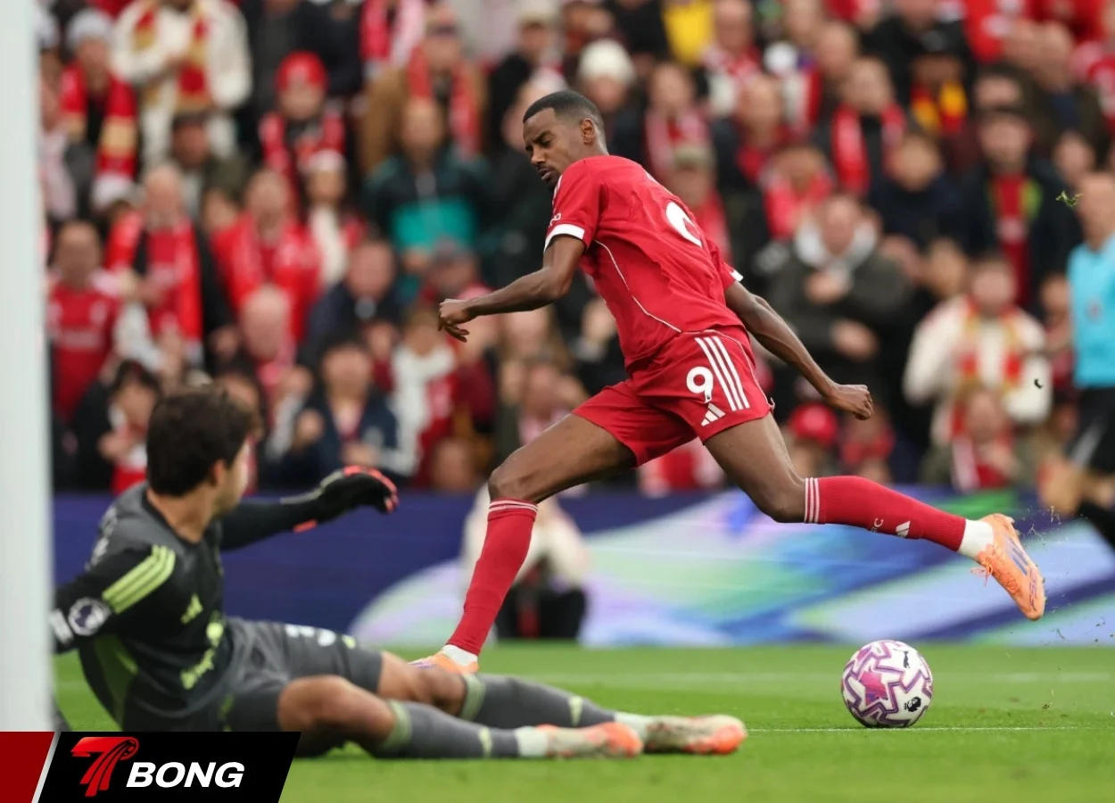 Thực tế phong độ Isak trước khi chấn thương cũng đáng thất vọng