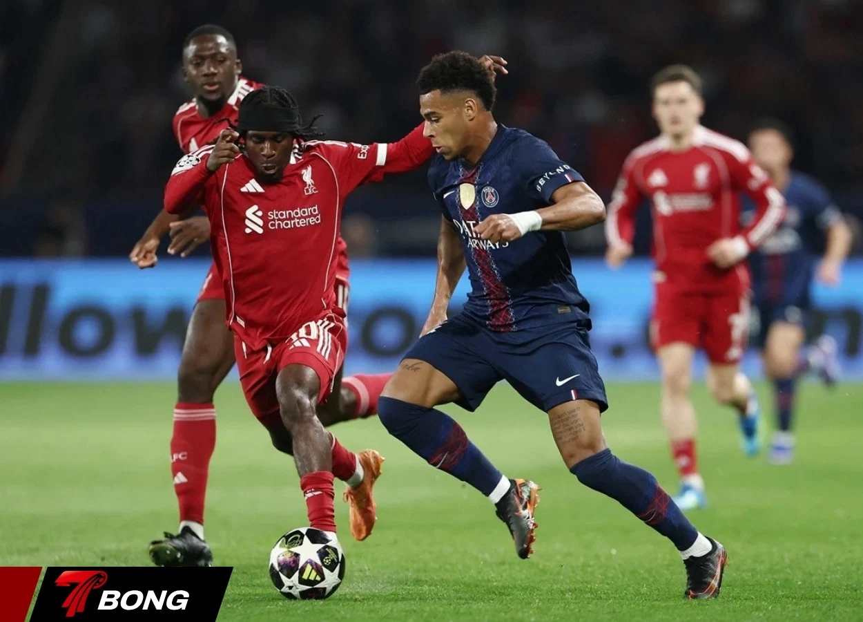 Toàn cảnh loạt trận tứ kết lượt đi với nhiều diễn biến bất ngờ