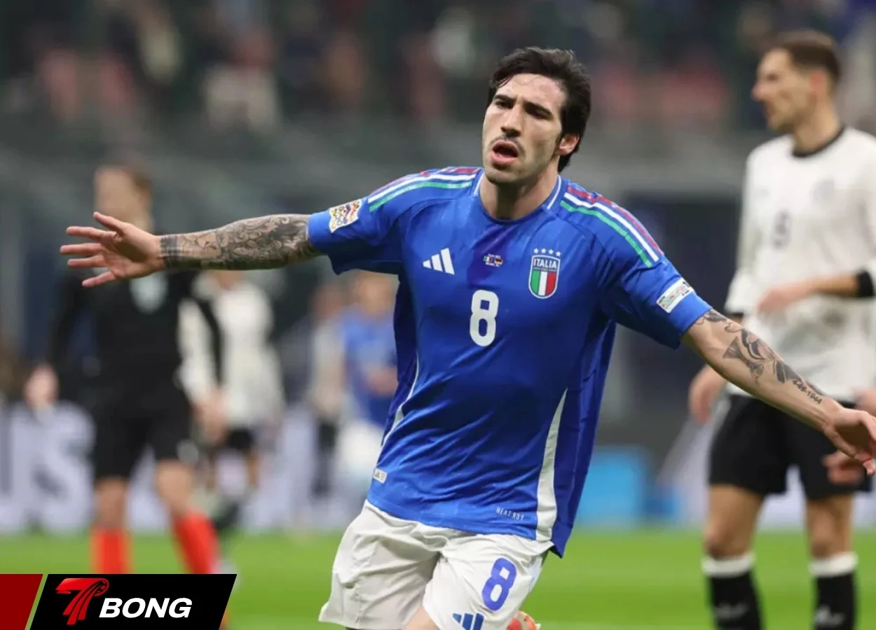 Tonali tỏa sáng rực rỡ trong màu áo Italia