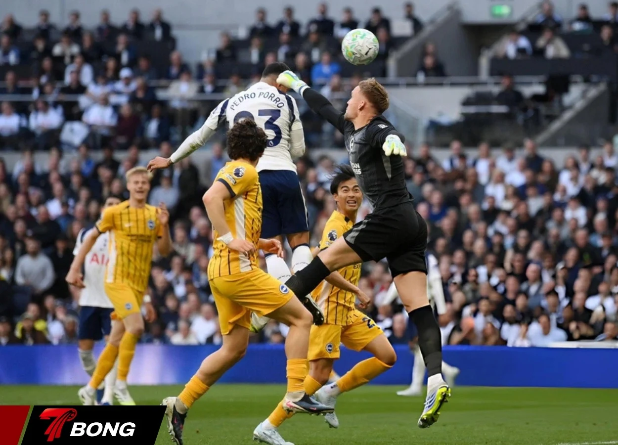 Xavi Simons kiến tạo cho Pedro Porro mở tỷ số