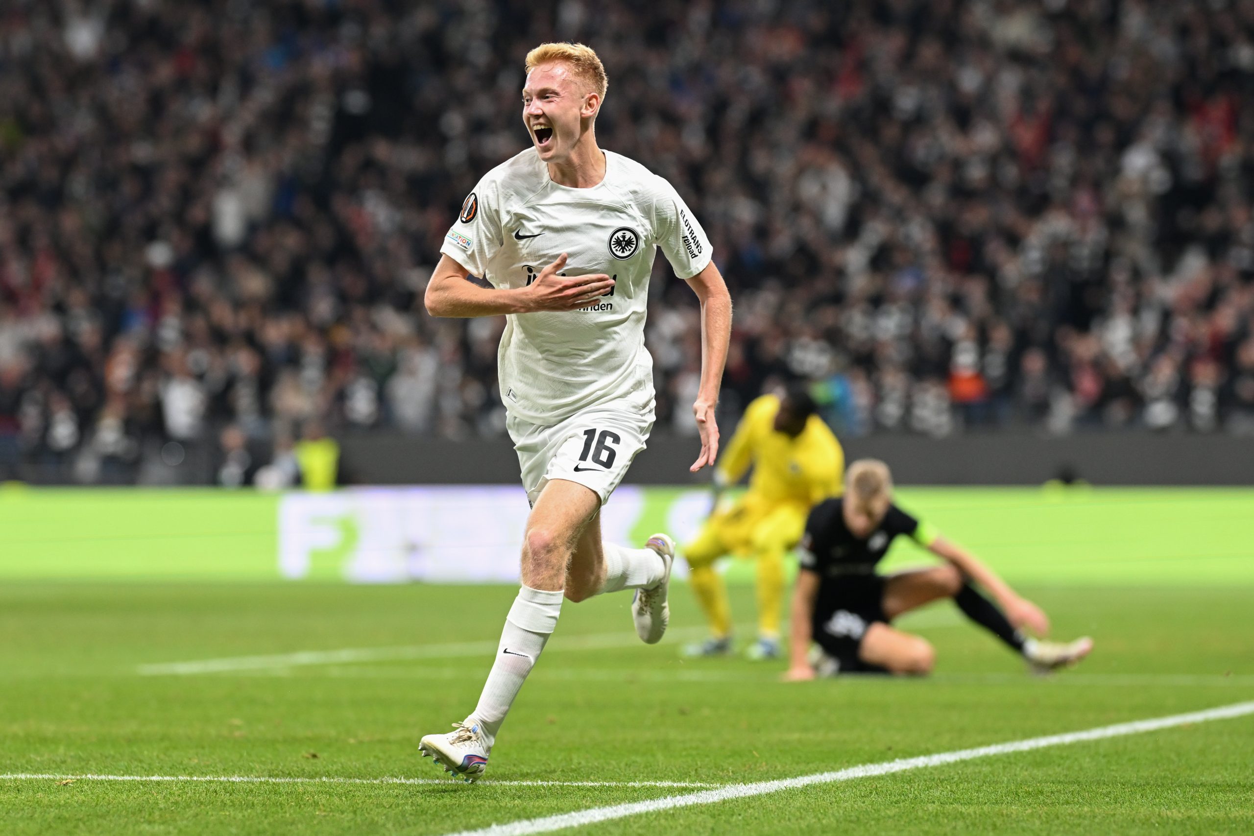 Mảnh ghép hoàn hảo mang tên Hugo Larsson