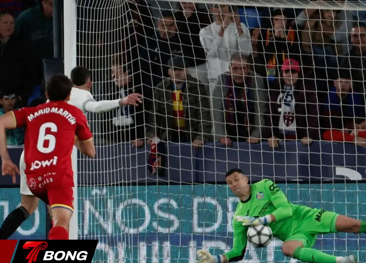 Carlos Espi ghi bàn thắng duy nhất cho cả trận đấu