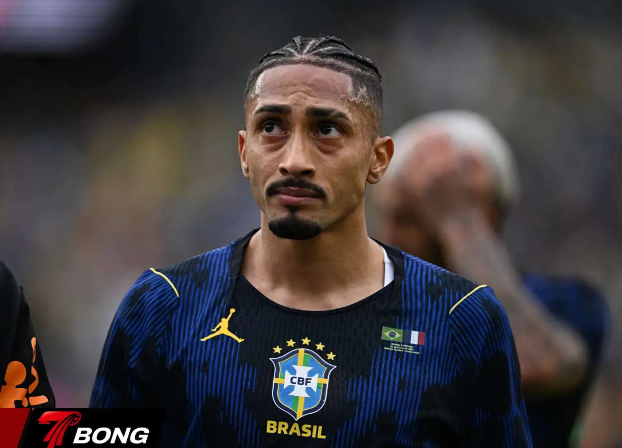 Chấn thương của Raphinha đang gây áp lực cho Barca trước thềm El Clasico