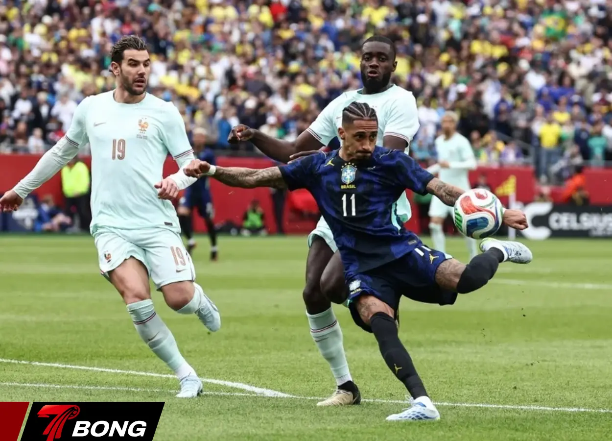 Chấn thương của Raphinha là vấn đề hết sức nan giải của Barca