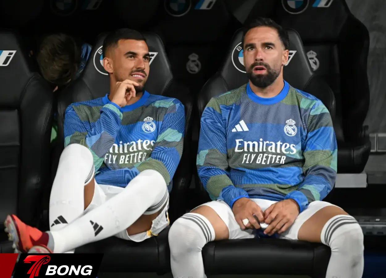 Dani Ceballos phải ngồi ngoài hầu hết các trận đấu của Real