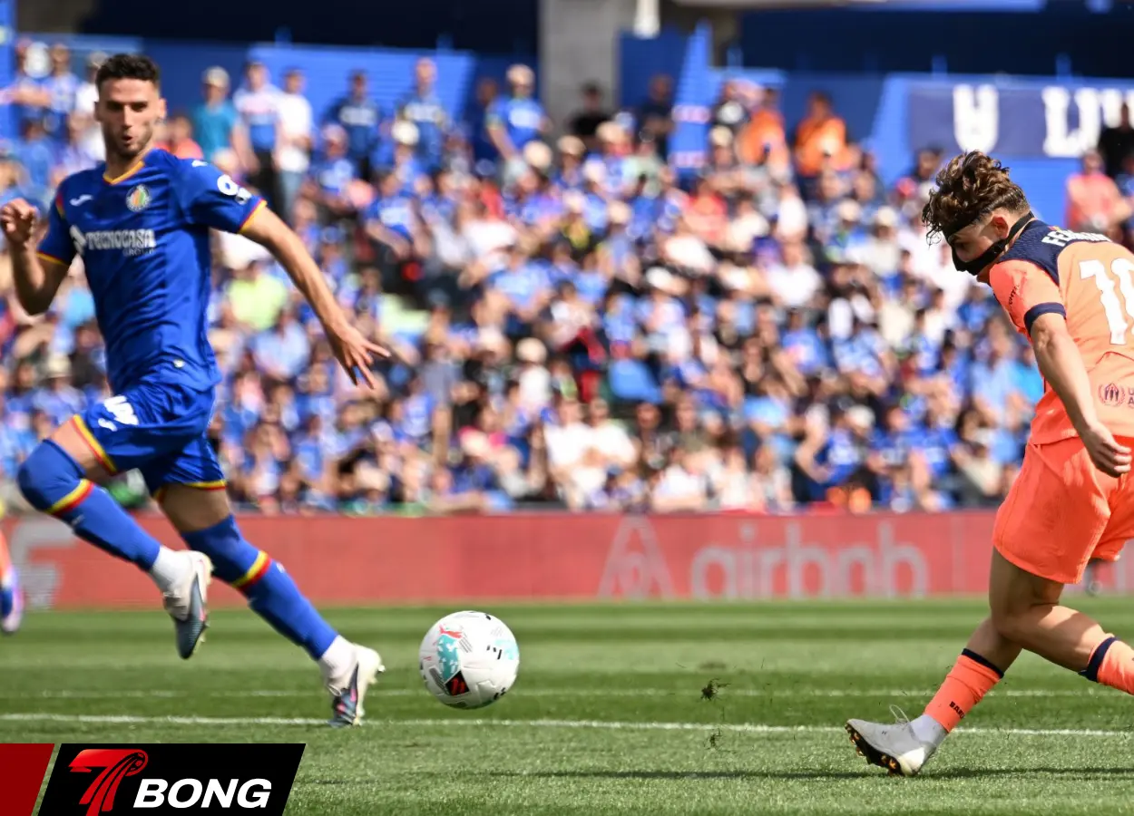 Fermin Lopez mở tỷ số cho Barcelona