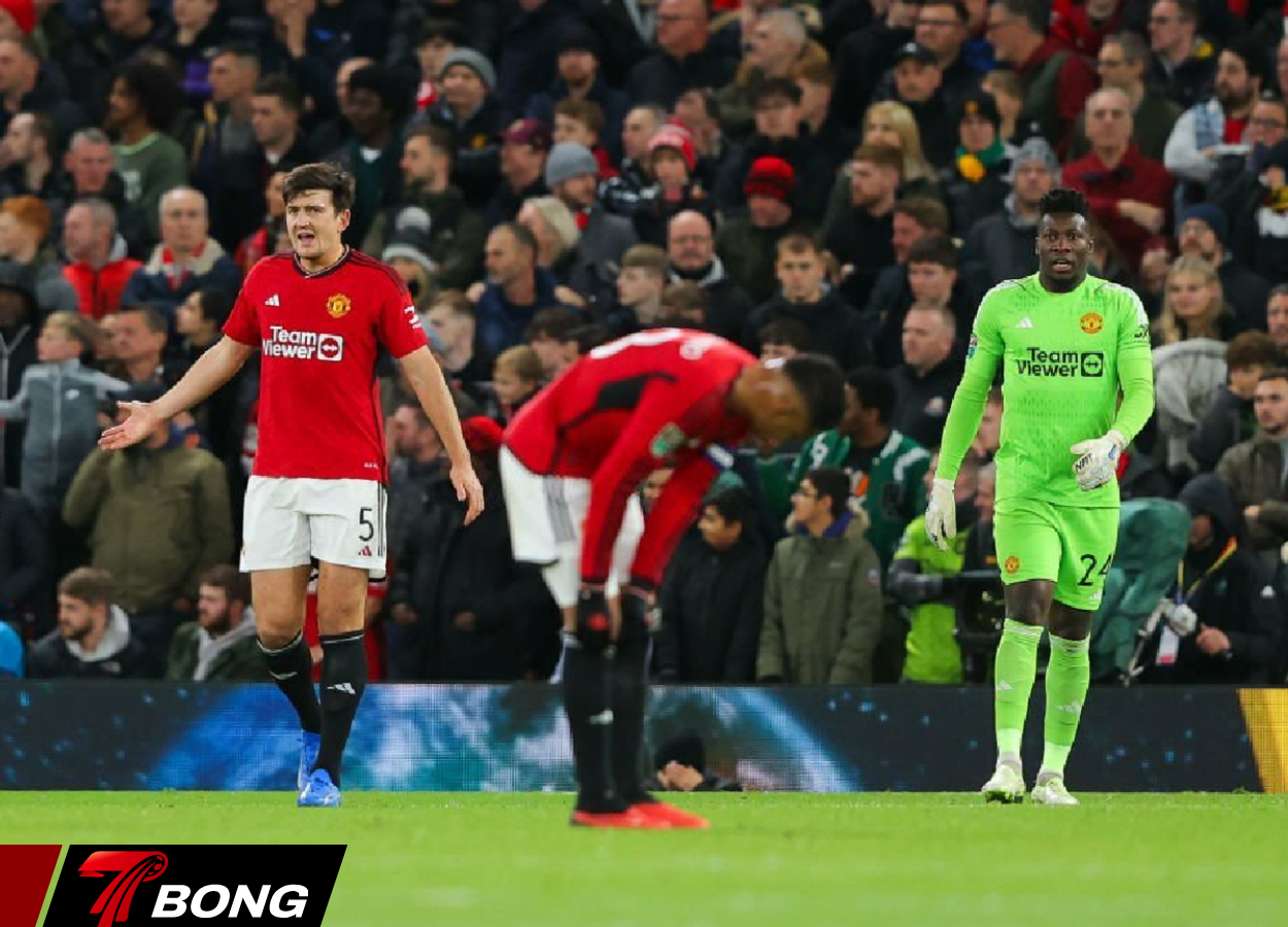 Hàng công mờ nhạt của MU