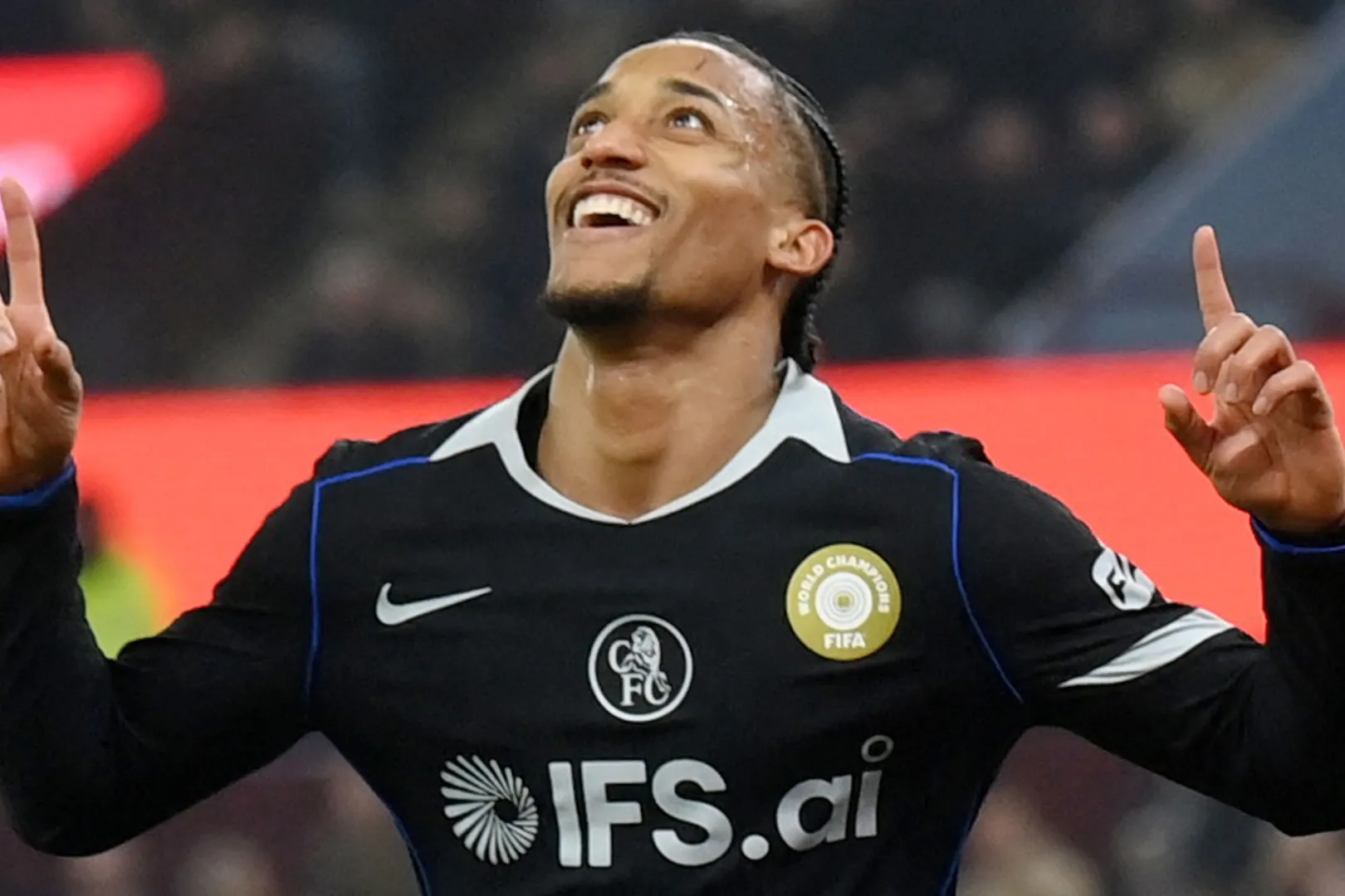 Joao Pedro đỉnh cao phong độ