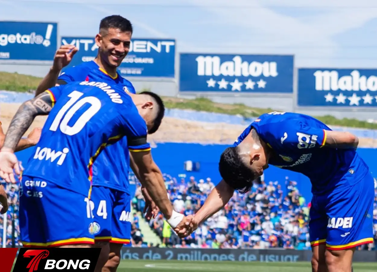 Luis Vazquez khai thông bế tắc cho trận đấu