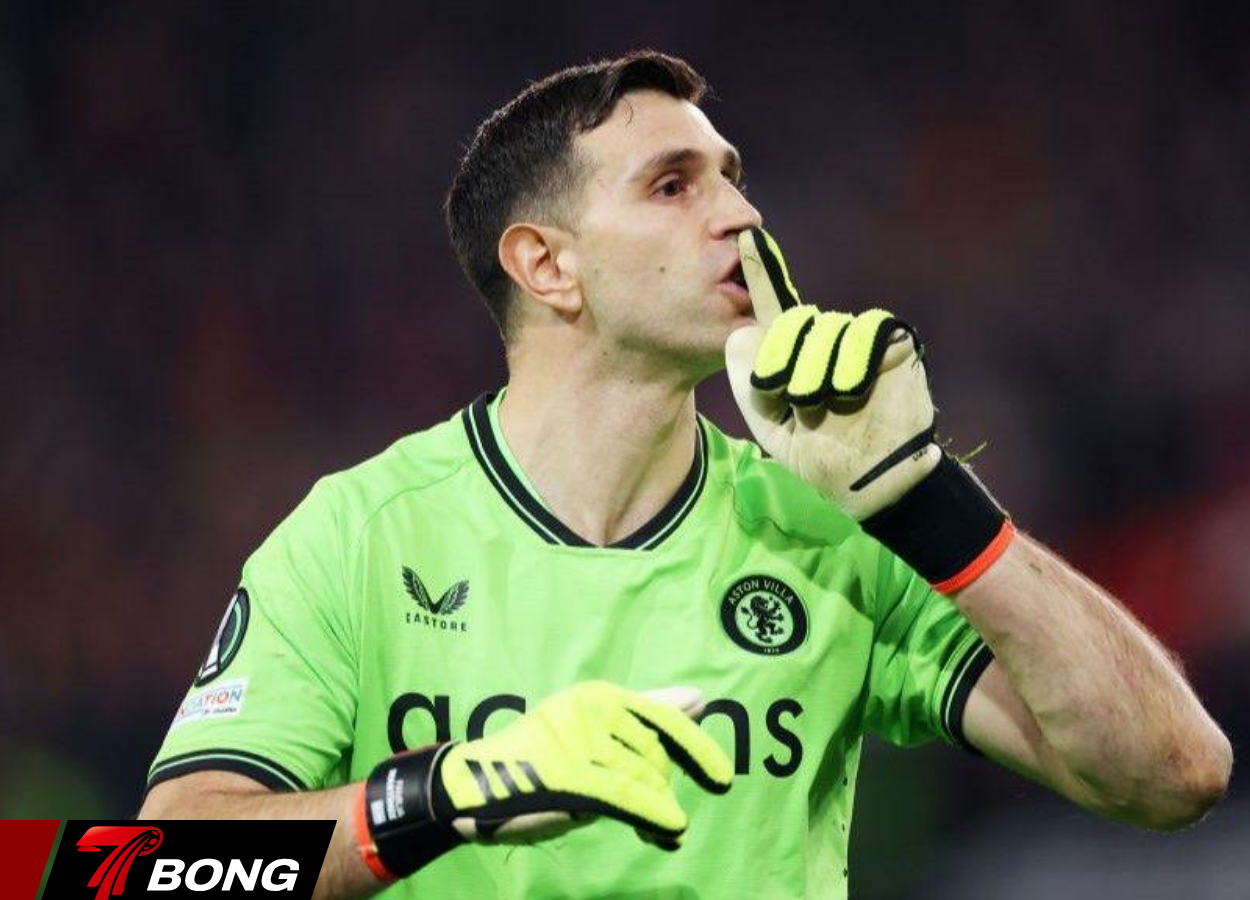 Người gác đền Emiliano Martinez