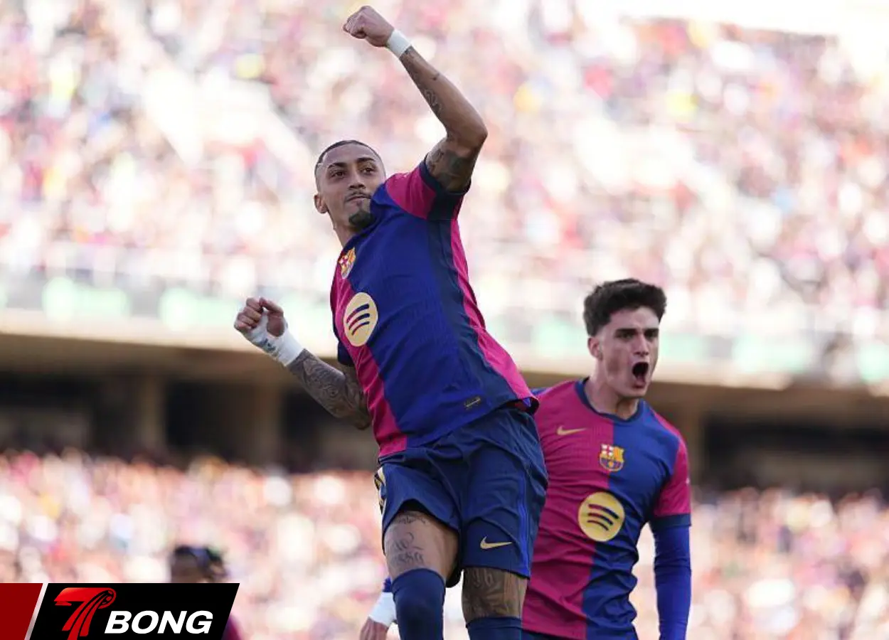 Raphinha tỏa sáng nâng tỷ số lên 2 - 0