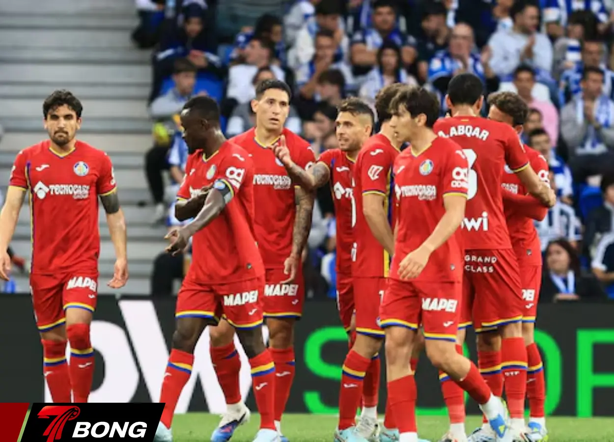 Real Sociedad rất cố gắng trong nửa cuối trận đấu nhưng vẫn không tìm được bàn gỡ hòa