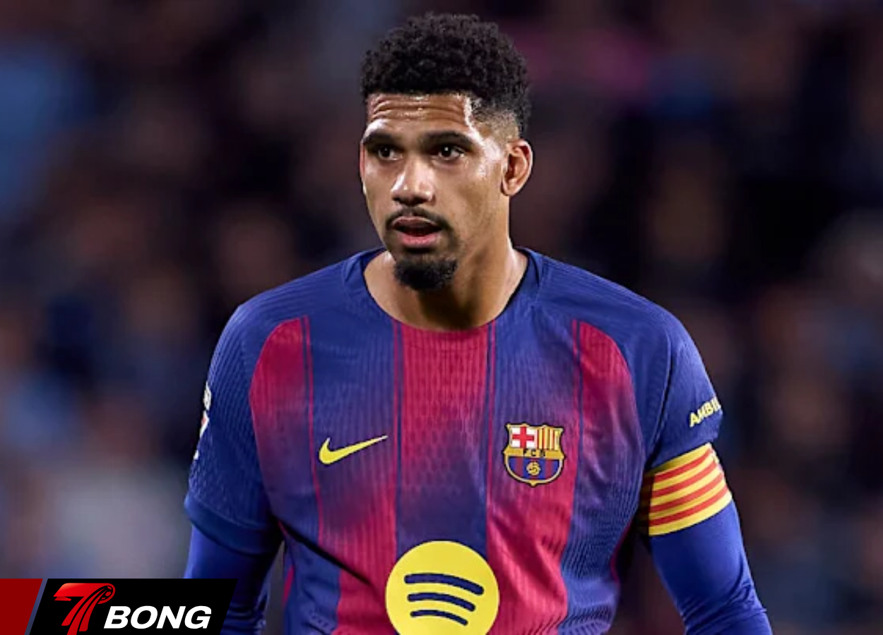 Ronald Araujo tỏa sáng