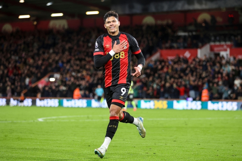 Sunderland-go-hoa-Bournemouth