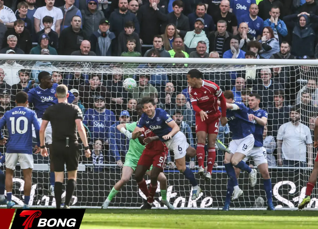 Virgil van Dijk chấm dứt mọi hy vọng của Everton