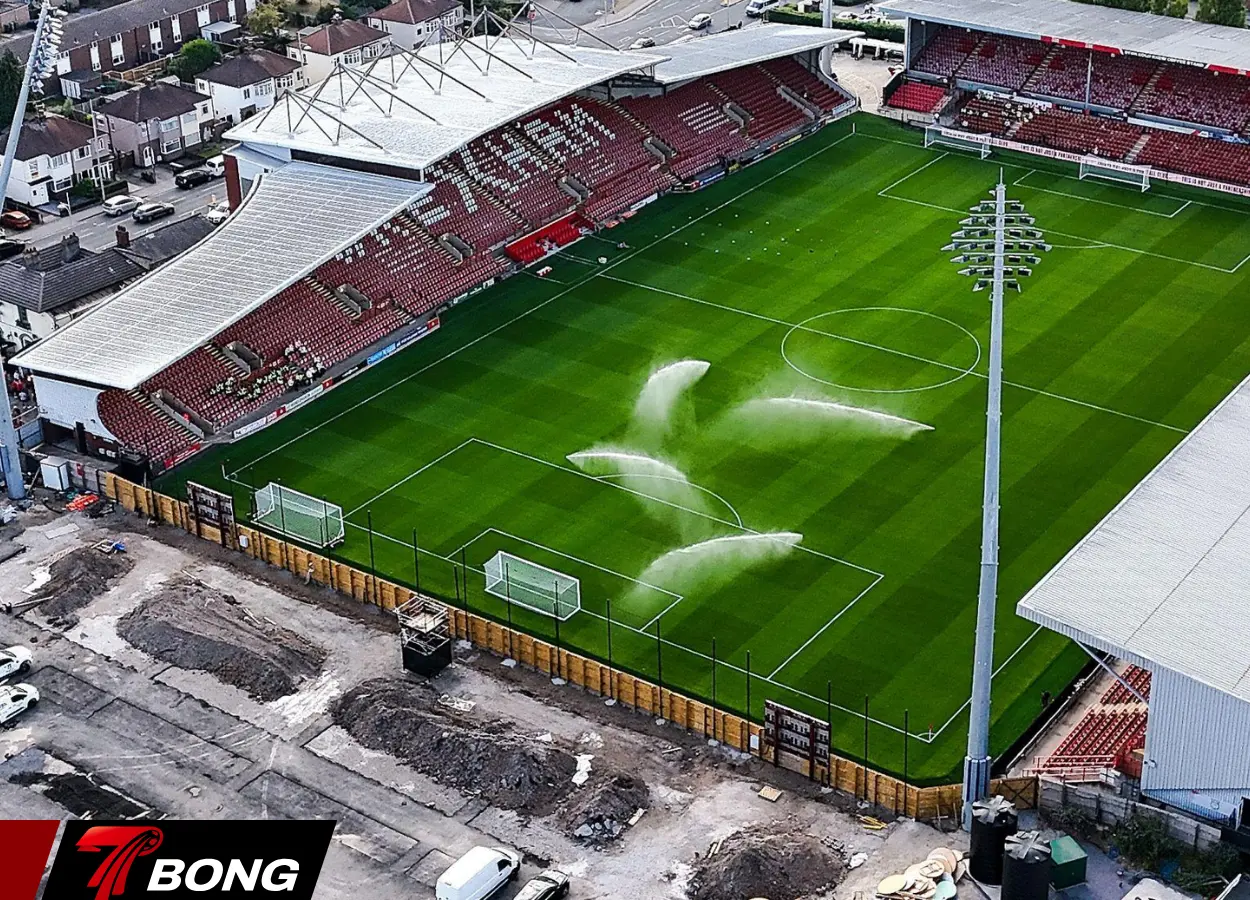 Wrexham chi khủng để thỏa mãn tham vọng Ngoại hạng Anh