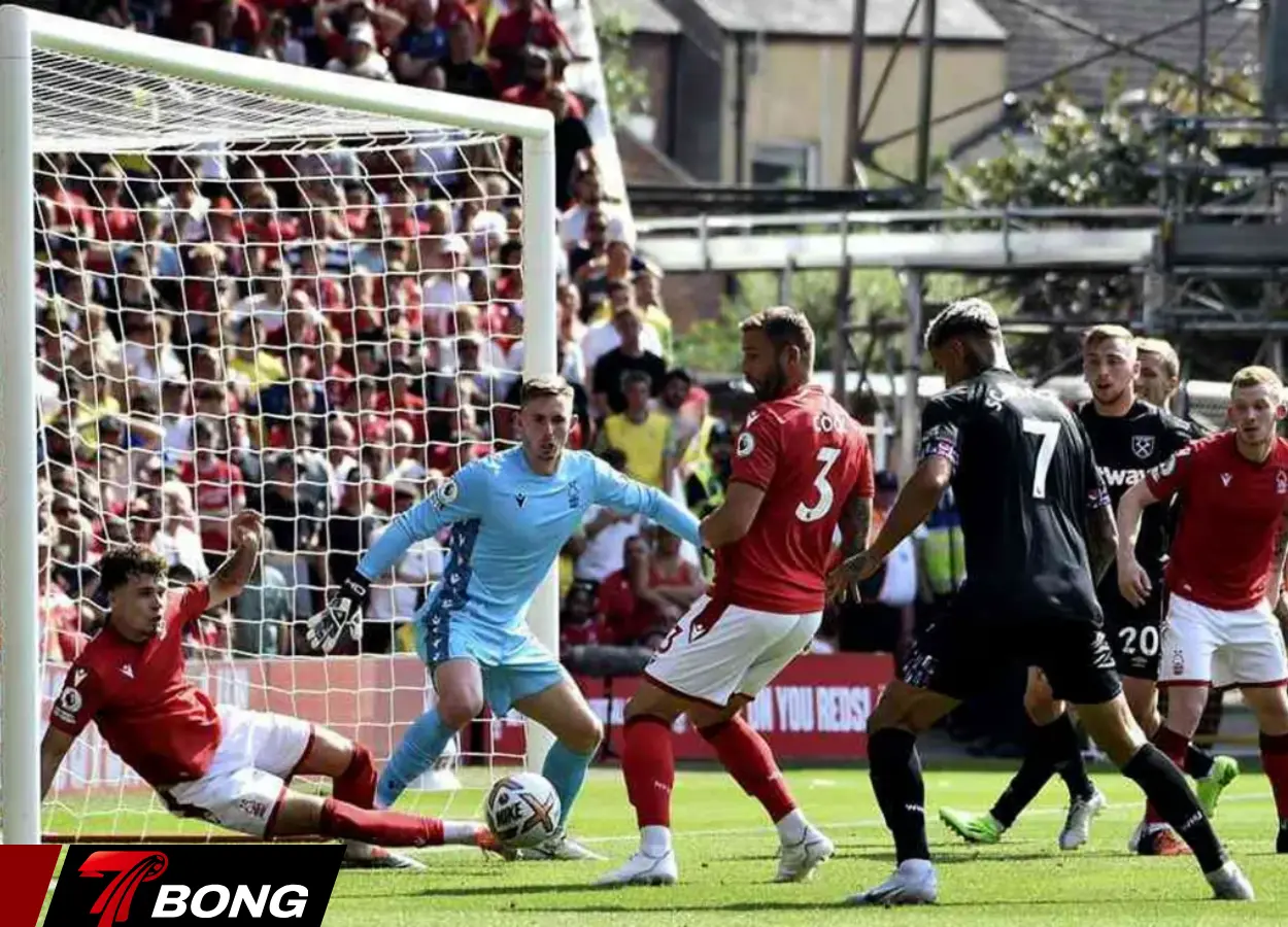 Aston Villa là bài toán khó nhất mà West Ham phải giải được