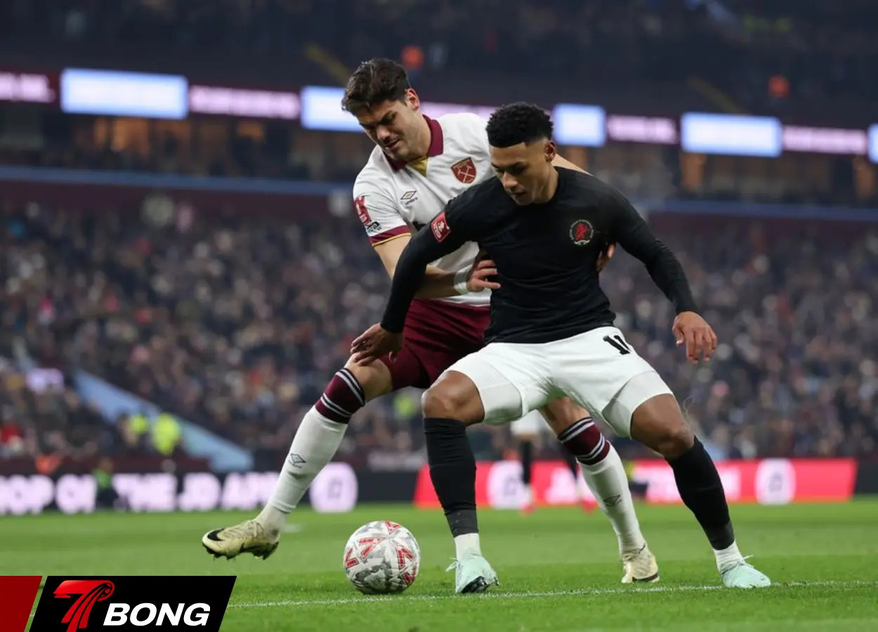 Aston Villa trong nỗ lực bảo vệ Top 4