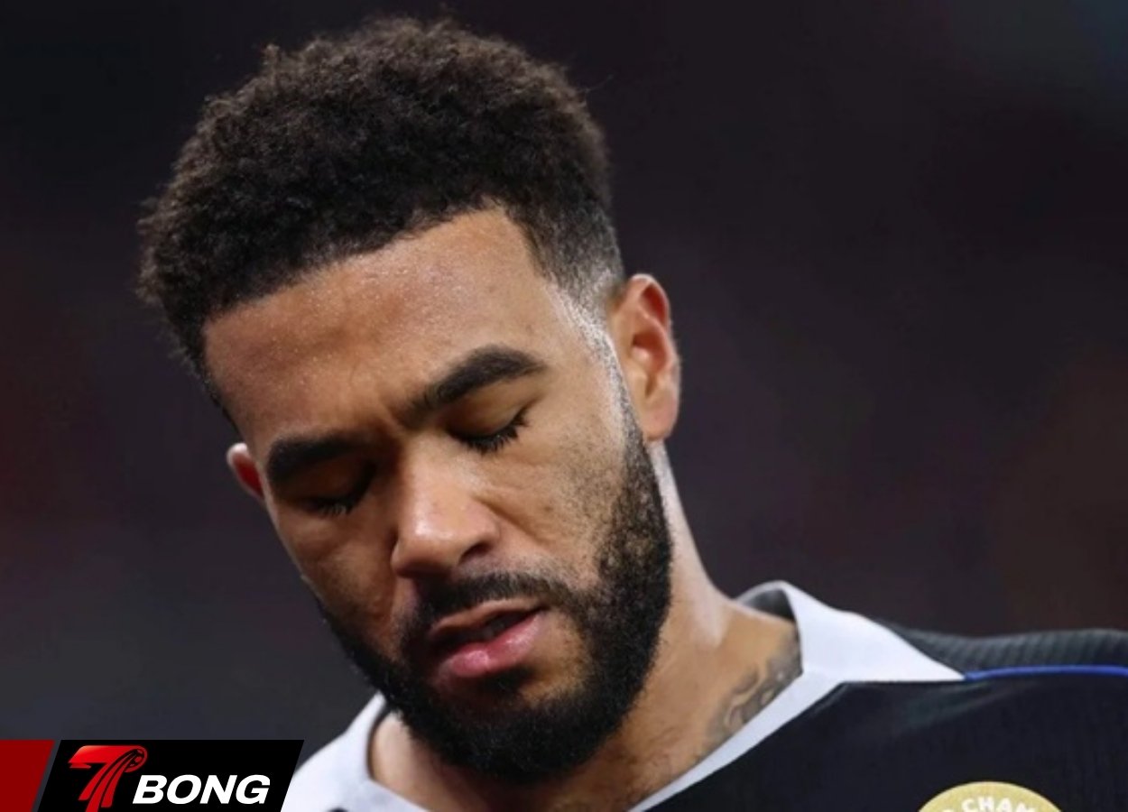 Ám ảnh đôi chân pha lê với 10 lần tái phát