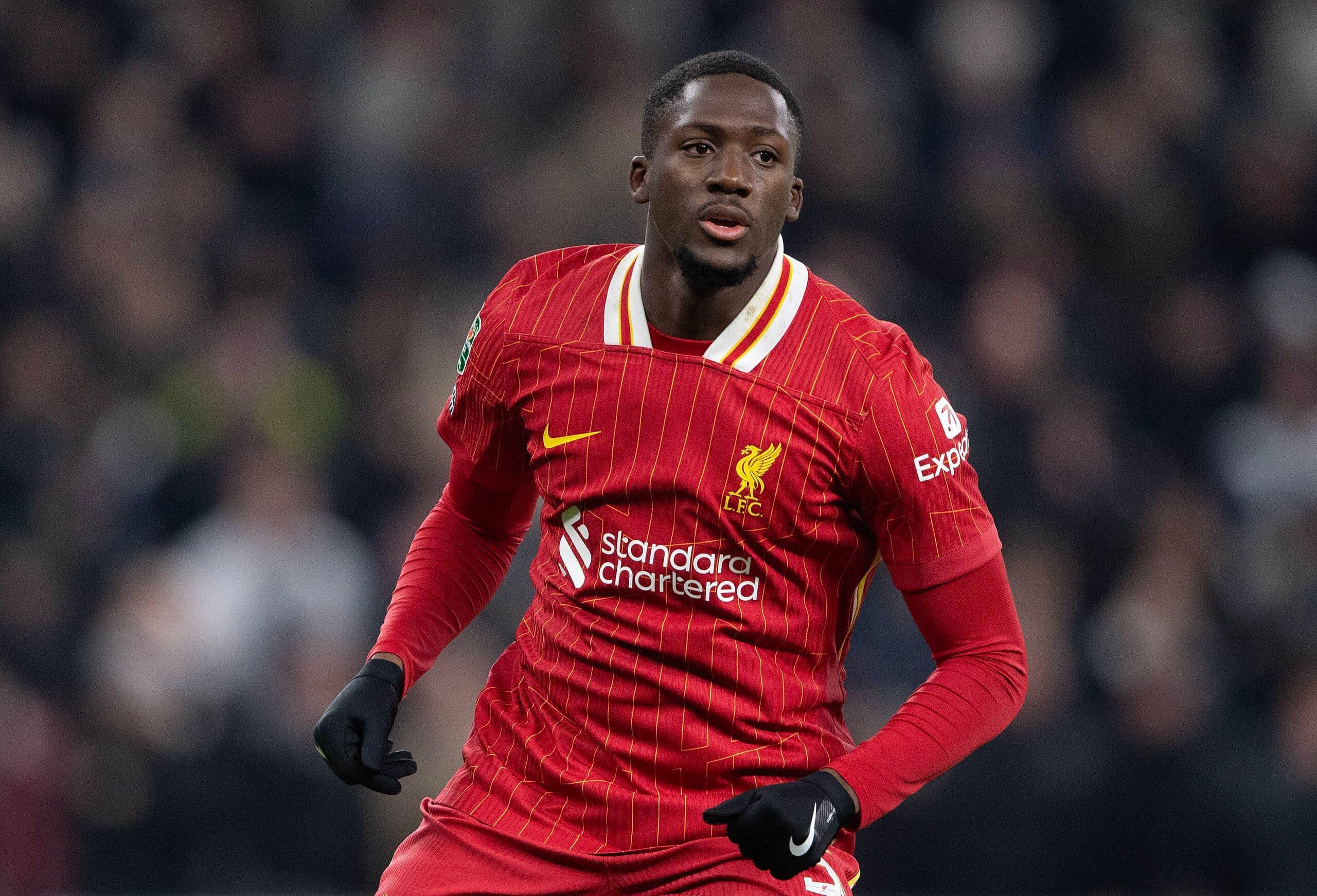 Hậu vệ vẫn là chìa khóa trong kế hoạch của Liverpool bất chấp sự quan tâm chuyển nhượng