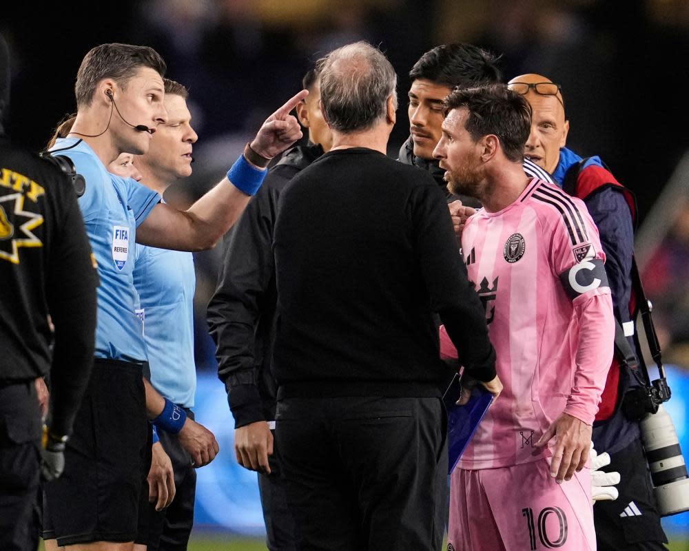 Lionel Messi chỉ trích chất lượng trọng tài MLS sau thất bại dồn dập của Inter Miami
