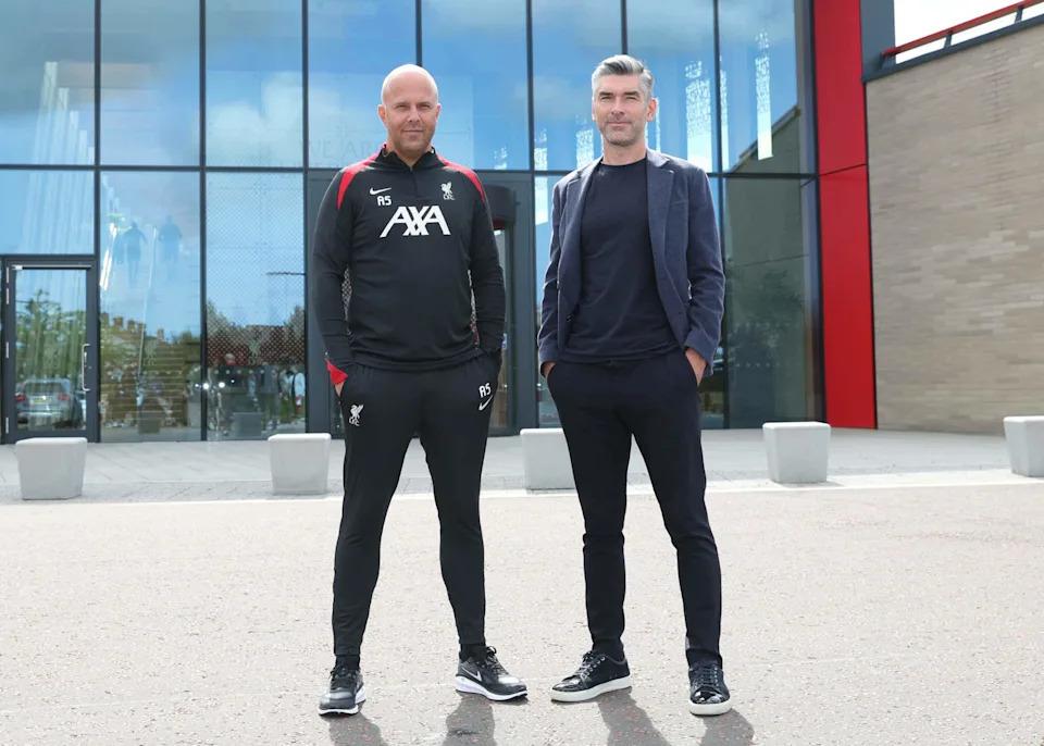 Liverpool được khuyên nên ký hợp đồng với hậu vệ 'dày dặn kinh nghiệm' vào tháng Giêng