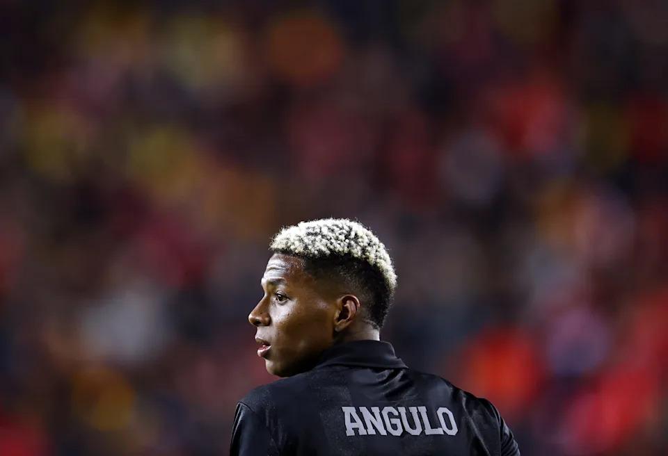 Manchester United Đang Theo Dõi Cầu Thủ Chạy Cánh Tài Năng Này: Amorim Có Nên Chiêu Mộ Anh Ấy?