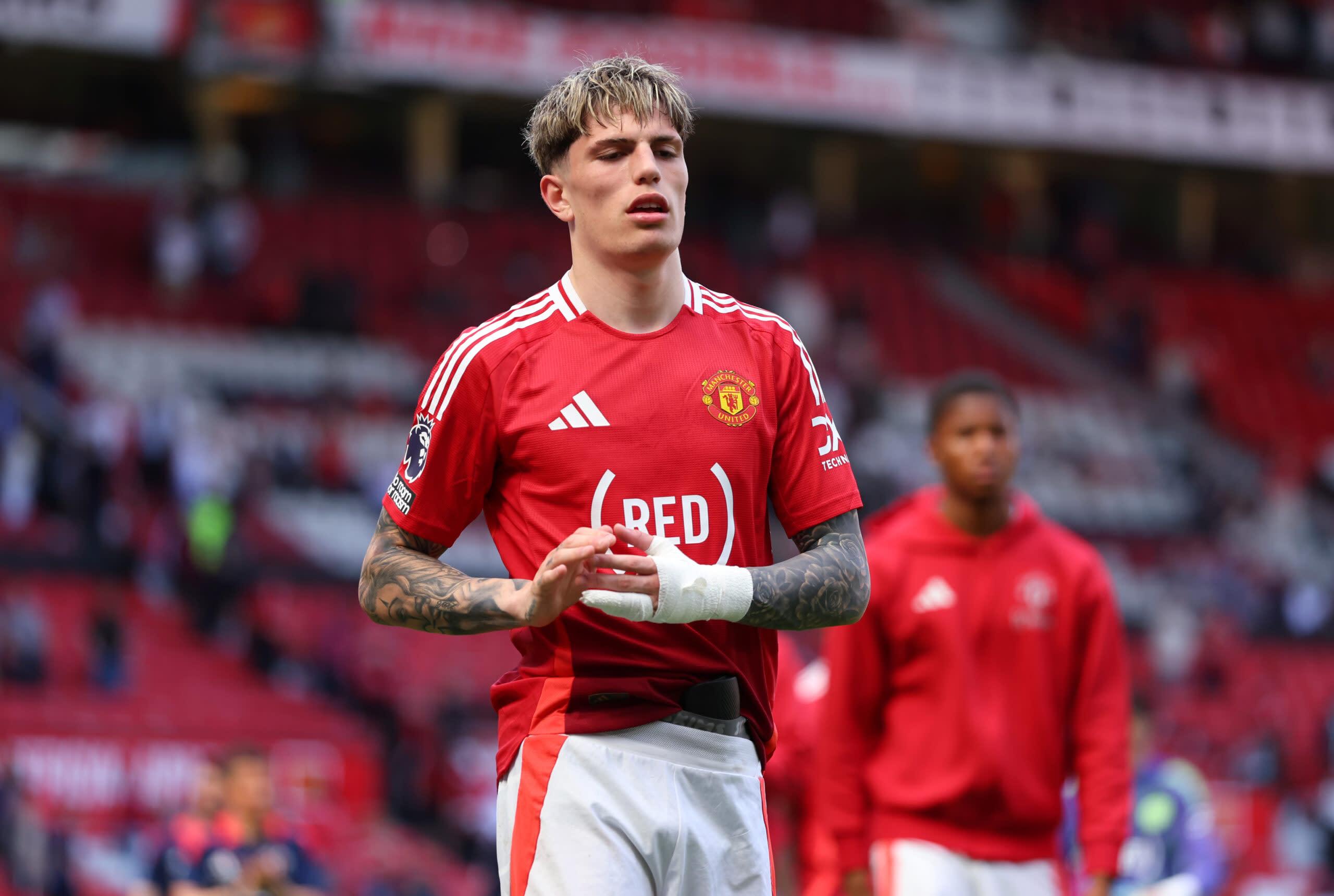 Cập Nhật Vụ Chelsea Theo Đuổi Tiền Đạo Cánh Man Utd: Maresca Nên Làm Gì?