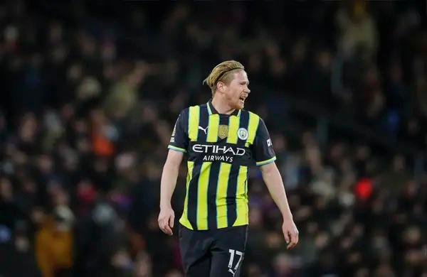 Vợ ngôi sao Man City bắt đầu tìm nhà mới, hé lộ khả năng chia tay CLB vào hè này