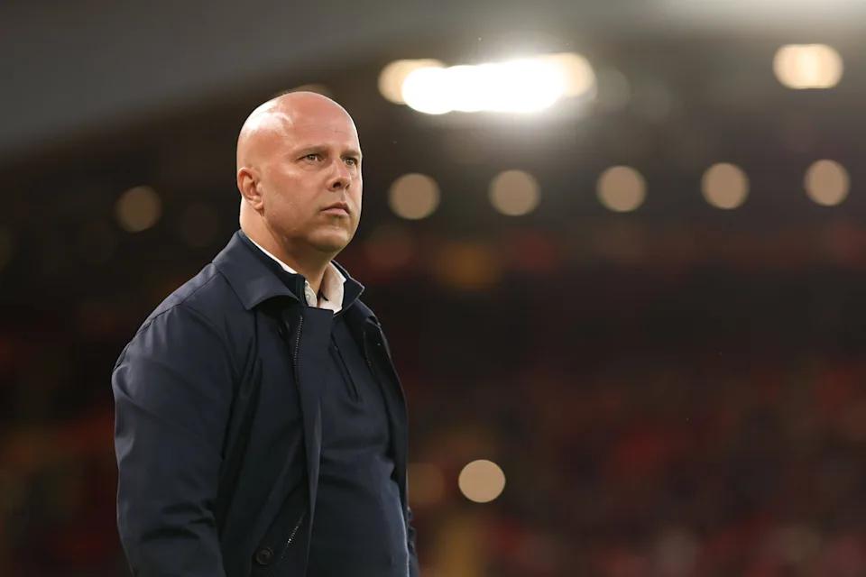 Arne Slot Hé Lộ Manh Mối Lớn Về Bản Hợp Đồng Tiếp Theo Của Liverpool