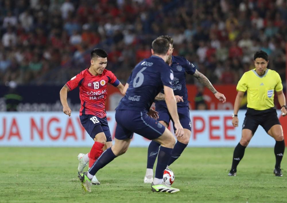 Chuyên gia Đông Nam Á dự đoán CLB Việt Nam đăng quang trên sân của nhà vô địch Thái Lan dù đội bạn vừa thắng 7-0