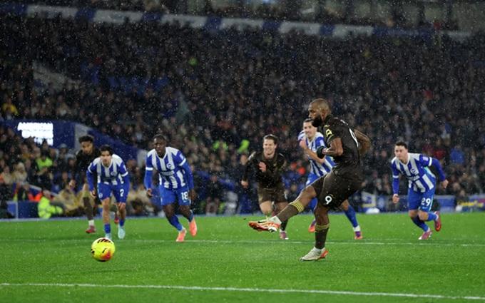 Arsenal lên kế hoạch “khóa chặt” Igor Thiago – Cỗ máy ghi bàn đáng sợ của đối thủ