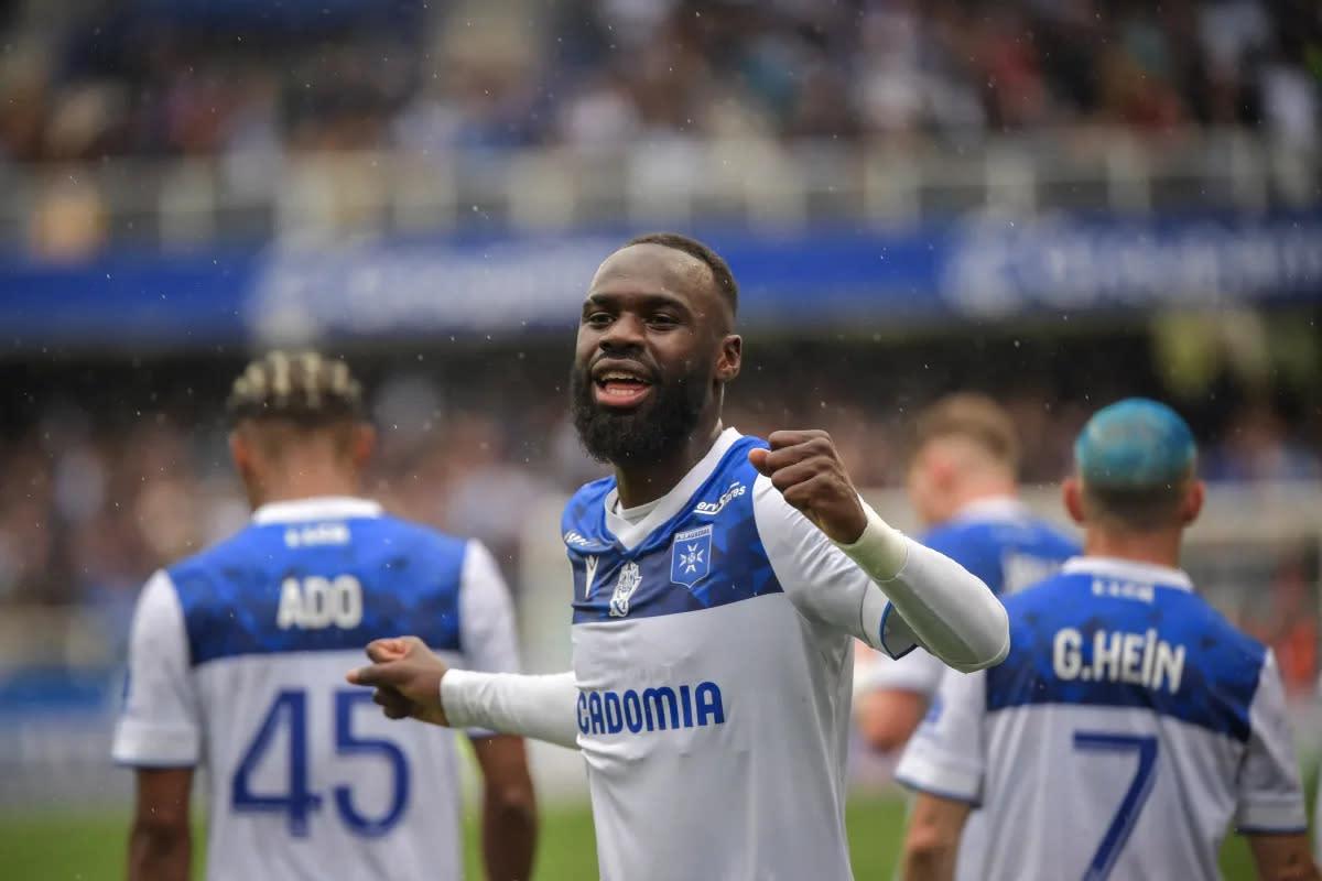Lens muốn vượt mặt Nice trong cuộc đua giành Lassine Sinayoko của Auxerre
