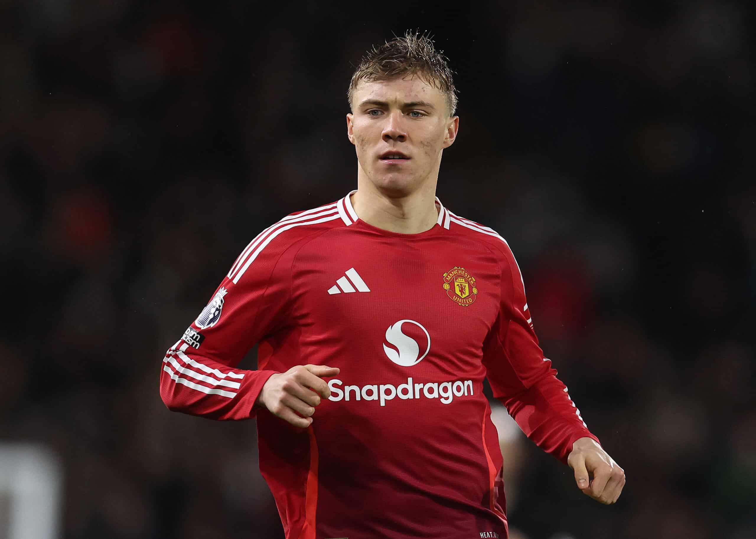 Man Utd đối mặt quyết định lớn khi tiền đạo lên tiếng trước tin đồn ra đi