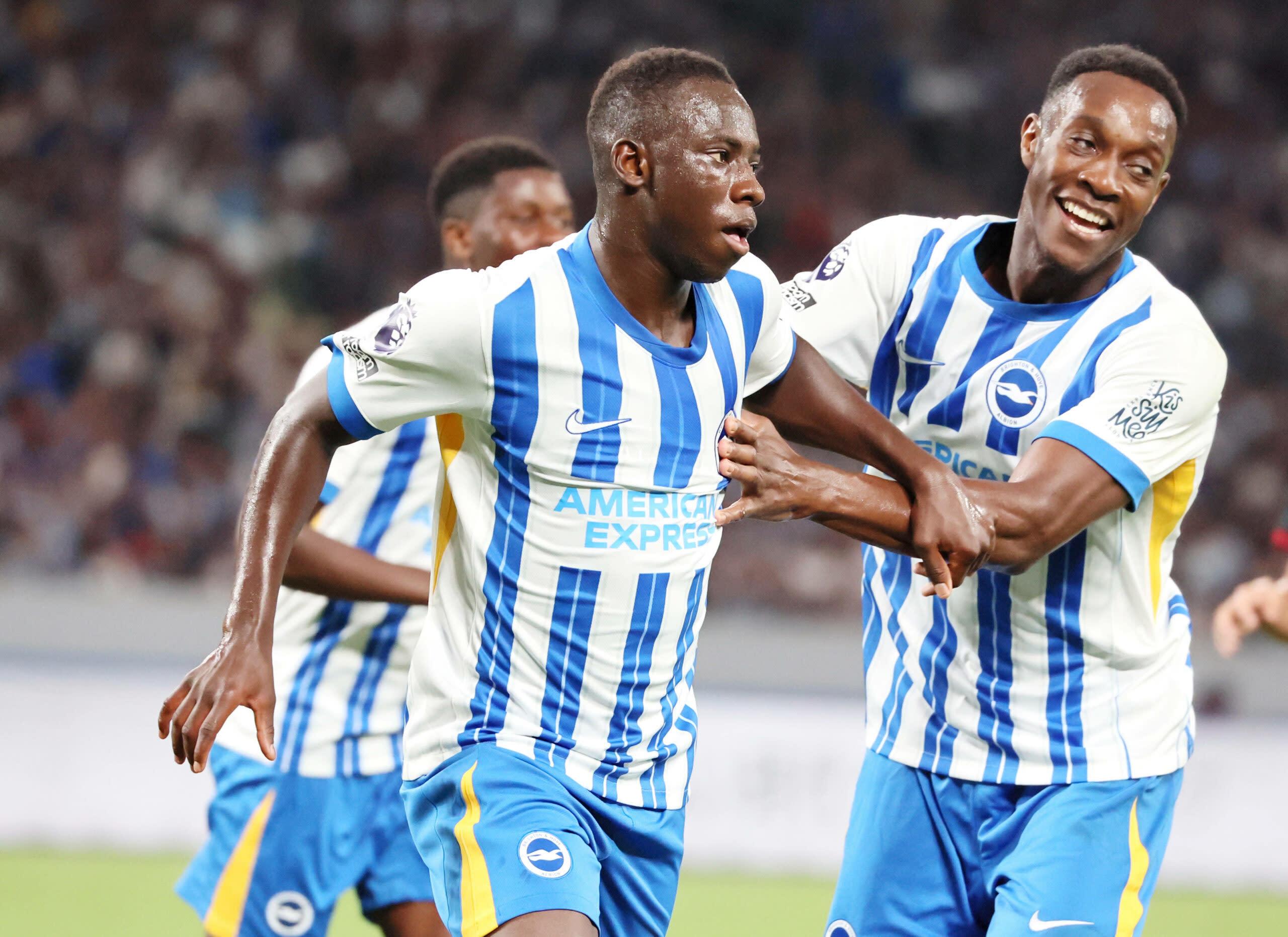 Liverpool và Man Utd tranh giành tiền đạo cánh Brighton giá 30 triệu bảng