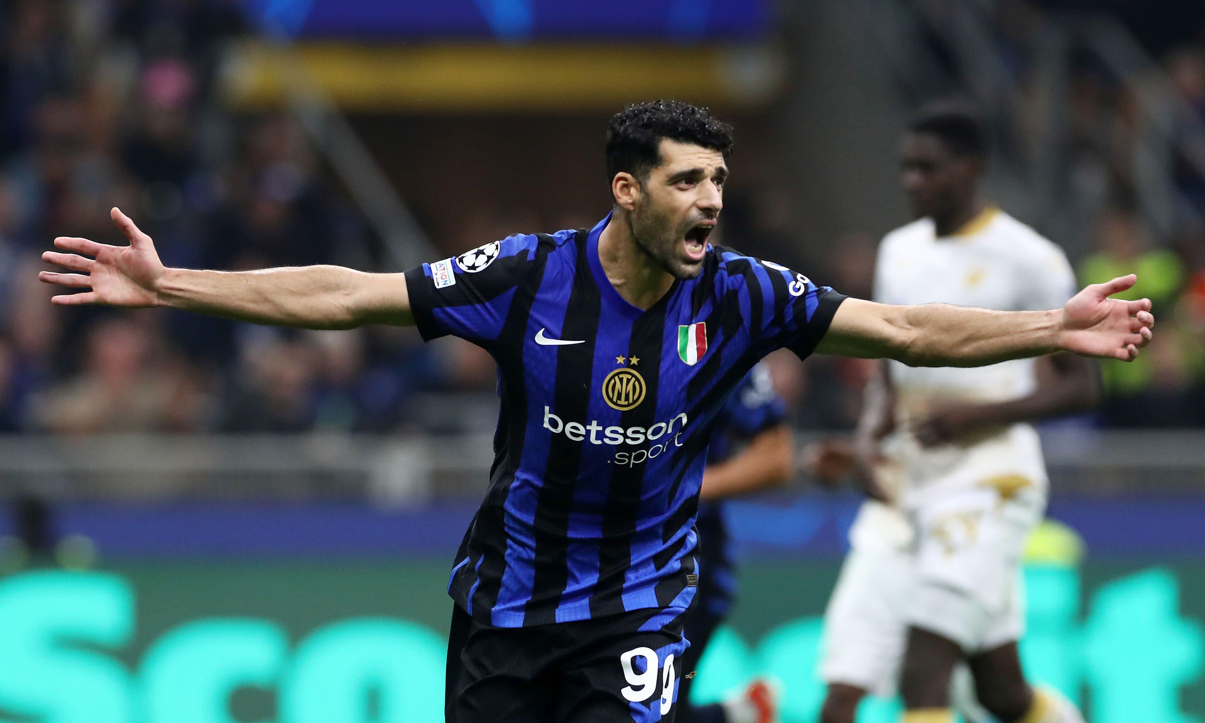 PSV, Leeds United và Fulham đều muốn ký hợp đồng với tiền đạo bị Inter Milan loại khỏi đội hình Serie A