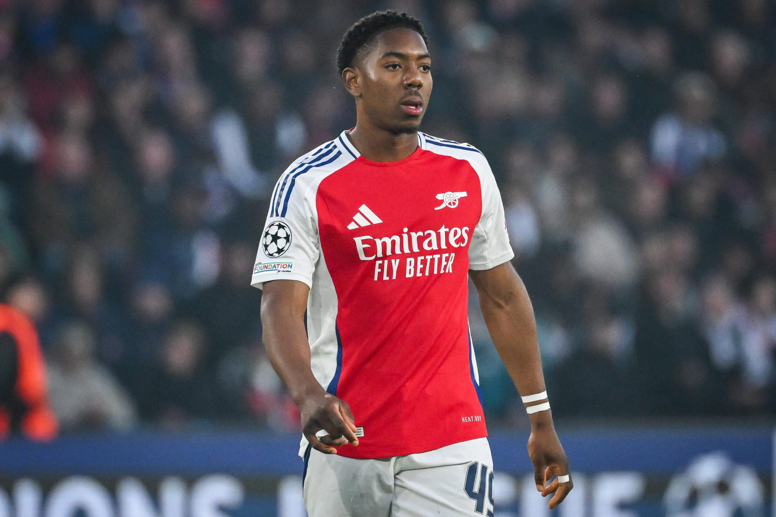 Real Madrid gia tăng sự quan tâm nhưng Arsenal kỳ vọng thỏa thuận hợp đồng
