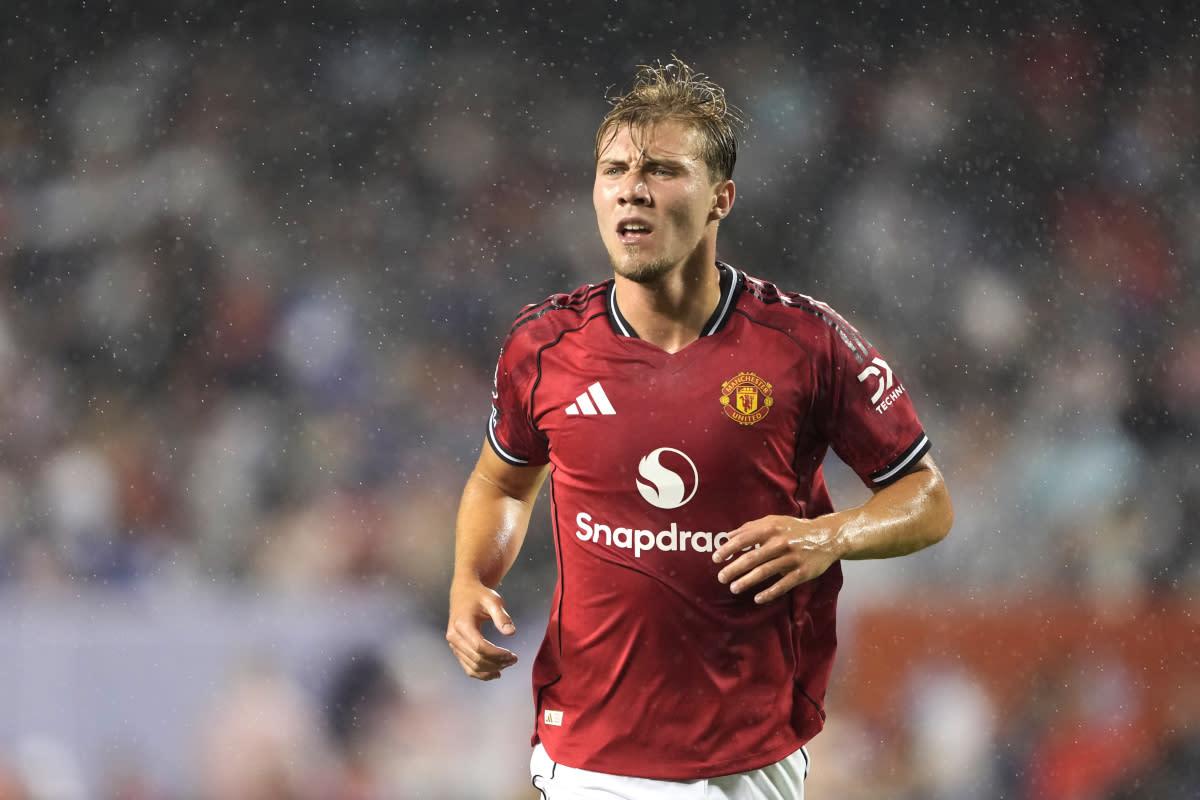 Napoli đang nỗ lực hoàn tất thương vụ Hojlund từ Man United trong ngày hôm nay