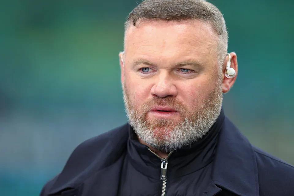 Rooney chỉ trích Van Dijk và Salah