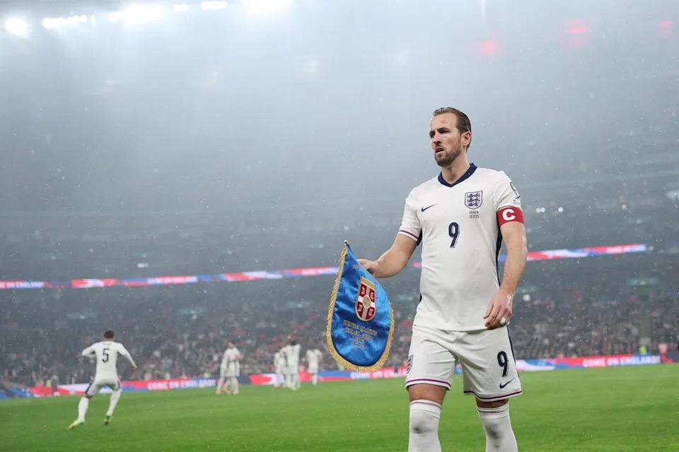 Những điểm tương đồng với Pele mà Harry Kane hy vọng có thể đưa Anh đến vinh quang World Cup