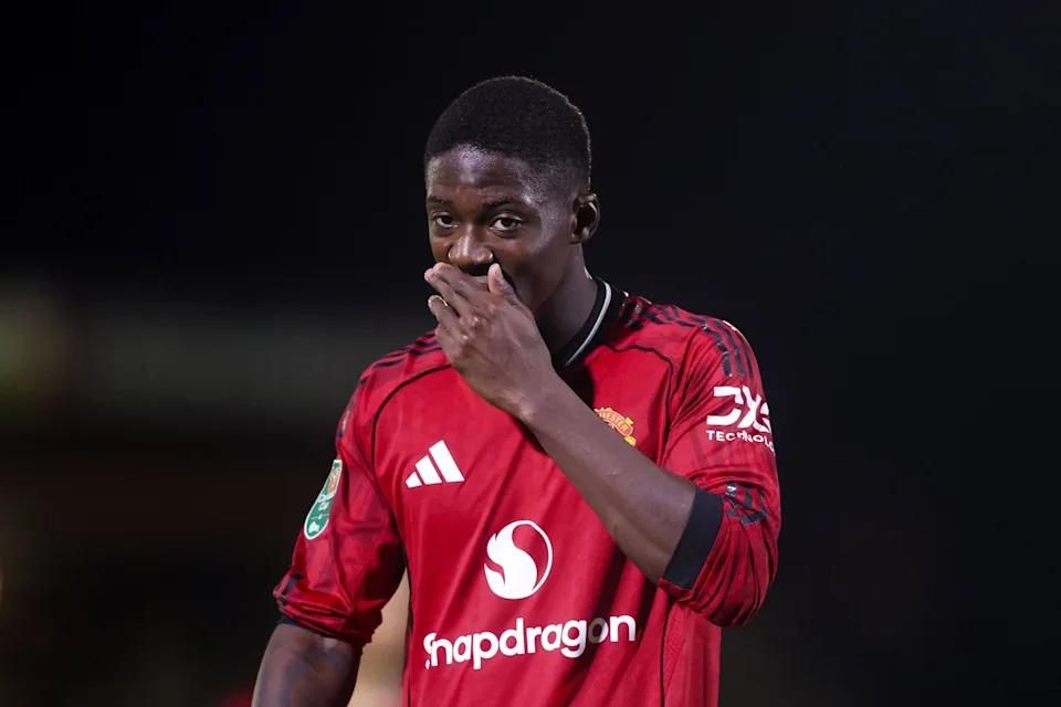 Tin: Ngôi sao Man United 'sẵn sàng' rời đội vào tháng Một