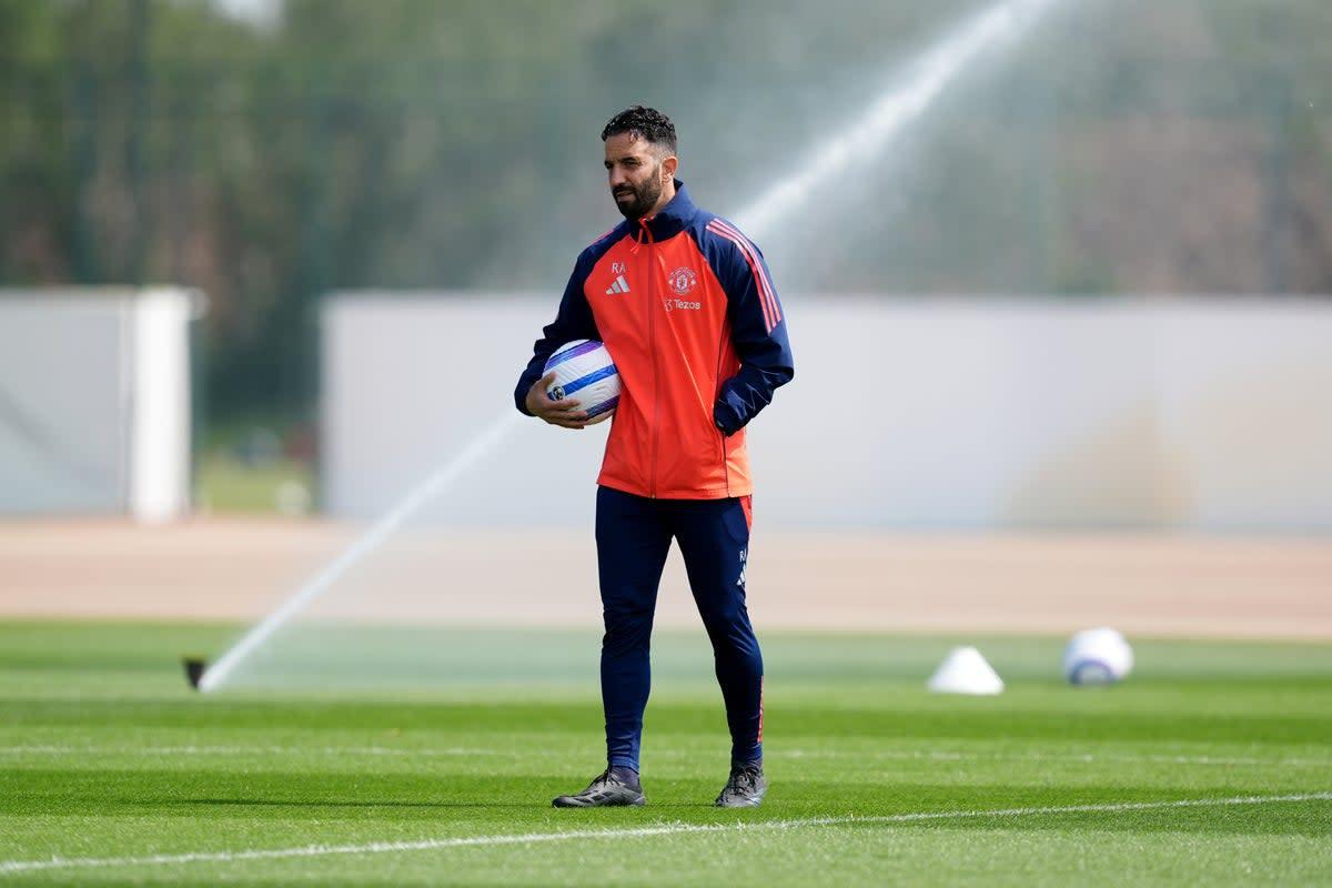 Ruben Amorim bày tỏ băn khoăn về viễn cảnh MU giành vé dự Champions League