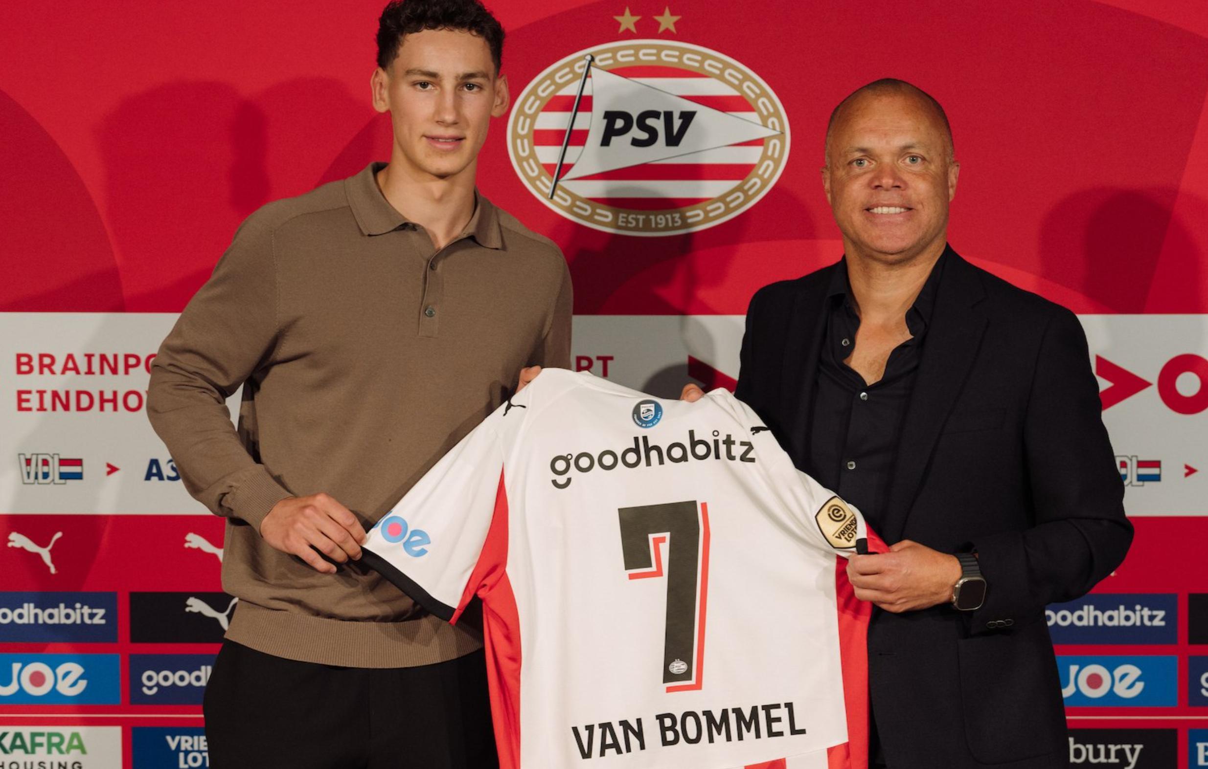 Ruben van Bommel chuyển từ AZ sang PSV trong thương vụ khủng
