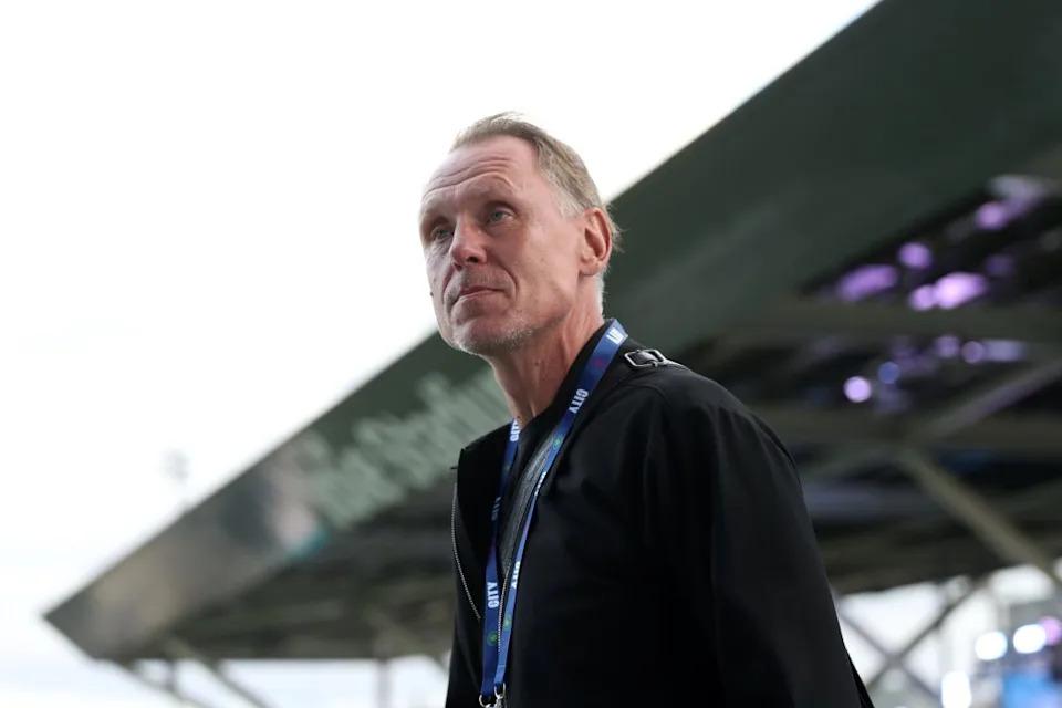 ‘Không dễ để đối đầu với những đội tuyệt vọng’ – HLV Jeglertz nhấn mạnh Manchester City không được sa sút trước West Ham