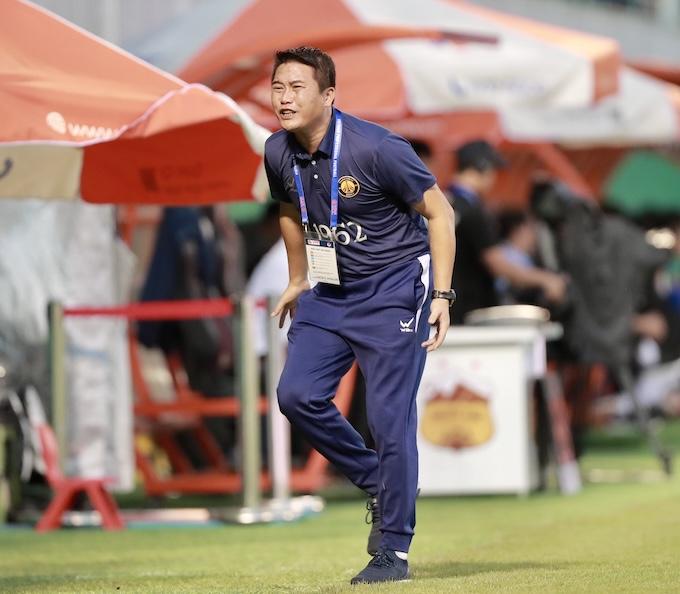 Thanh Hóa chia tay HLV Choi Won Kwon: Liệu CLB có thăng hoa trở lại?
