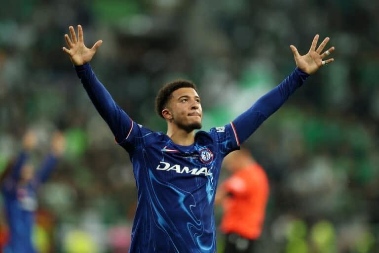 Manchester United sẵn sàng chấp nhận đề nghị của Roma cho Sancho