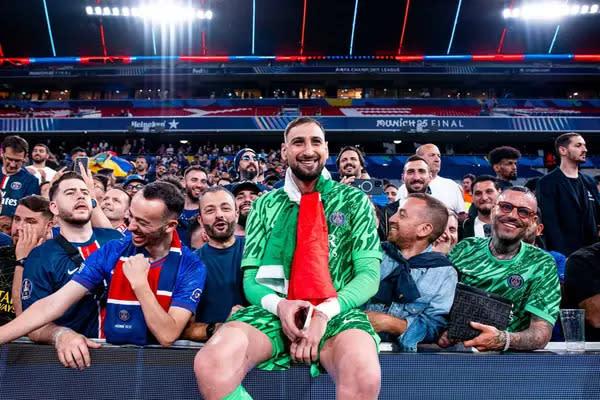 Man City theo dõi sát sao đàm phán hợp đồng của Donnarumma với PSG