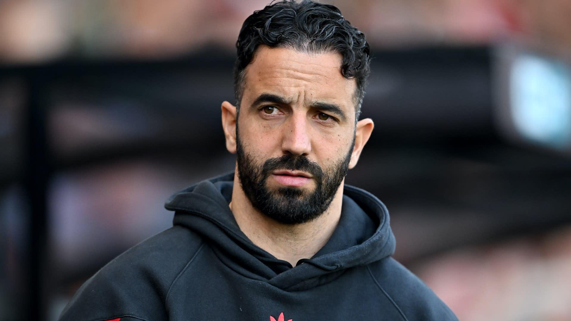 MU và Liverpool Nhận Tin Vui Cực Lớn Trong Cuộc Đua Tranh Siêu Sao Có Điều Khoản Hoa Hồng Của PSG