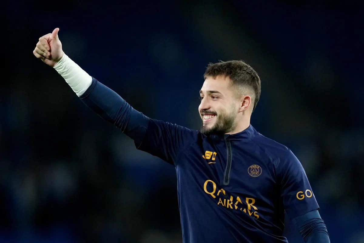 Arnau Tenas của PSG sắp gia nhập Villarreal